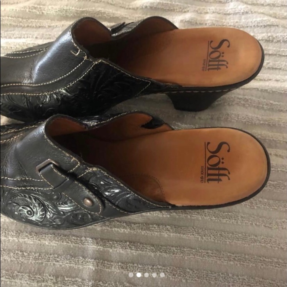Black Clogs